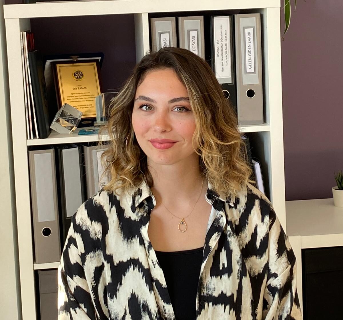 Pelin Kayacık Eküp Eğitim Türkçe ve Edebiyat Öğretmeni